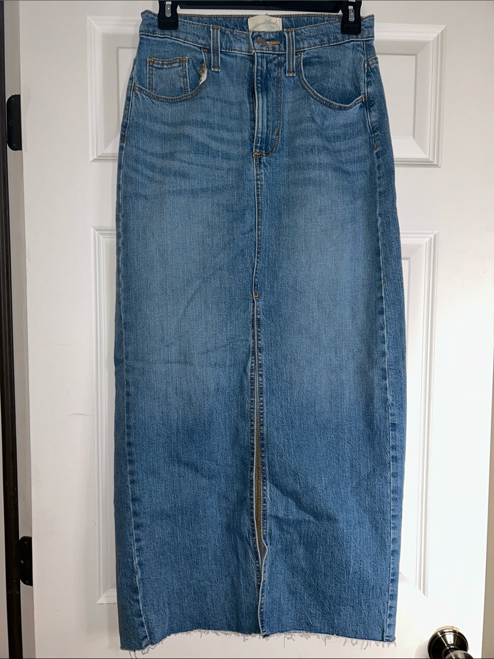 Universal Thread Women’s Straight Leg Denim Skirt - Light Blue